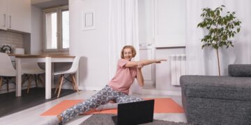 Easy Home Exercises When You're on a Tight Budget